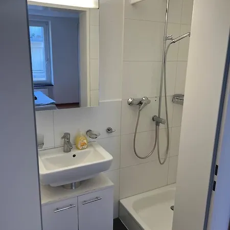 Beautiful 2 With Balcony In Center Downtown Hilda - Self Checkin Zurich